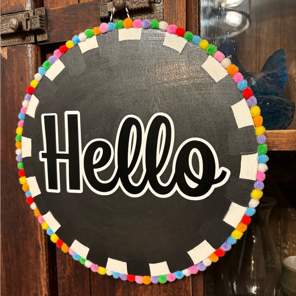Hello 👋 - Wall Decoration